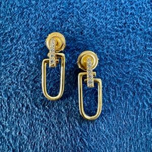 18K gold earings with stones